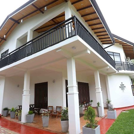 Madhusanka Holiday Home Digana Ngoại thất bức ảnh