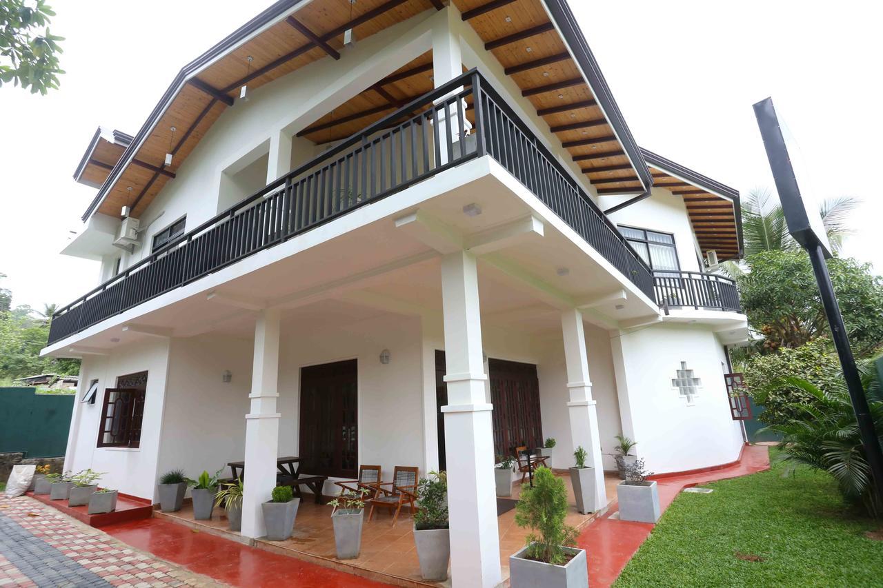 Madhusanka Holiday Home Digana Ngoại thất bức ảnh