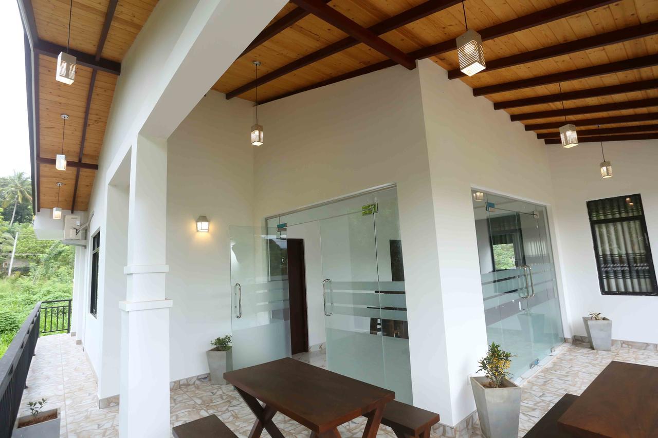 Madhusanka Holiday Home Digana Ngoại thất bức ảnh